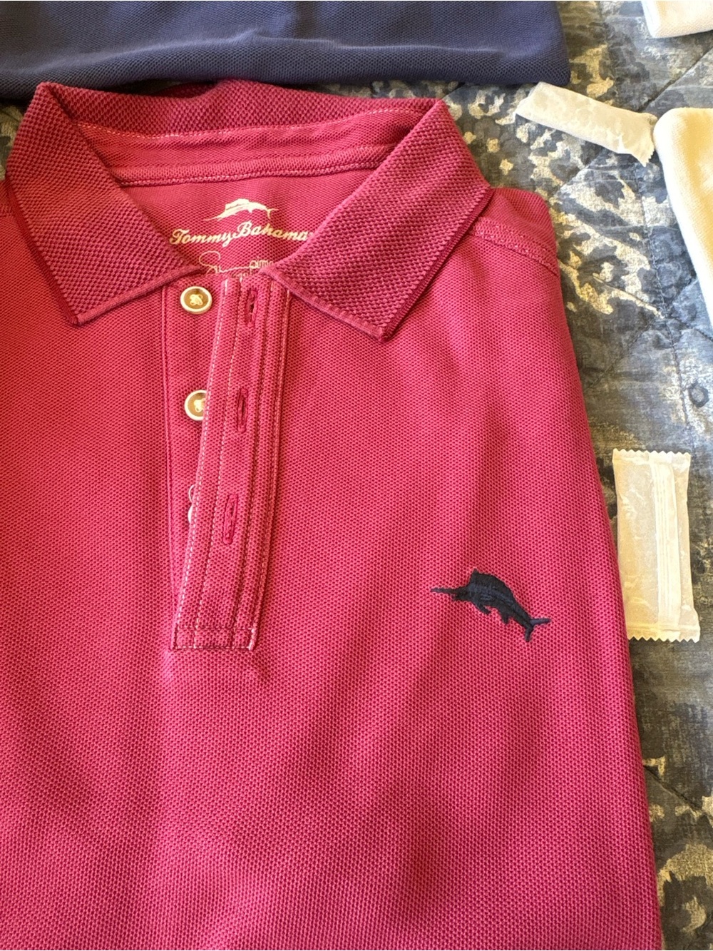 HALF SLEEVE TOMMY BAHAMA Dark Pink/Wine with Navy Blue Logo Mens Polo ShirtSizeM